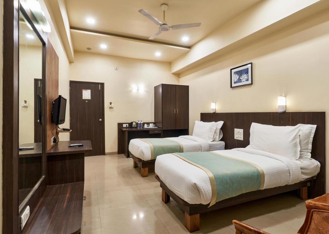 Hotel Atria, Colhapur Exterior foto