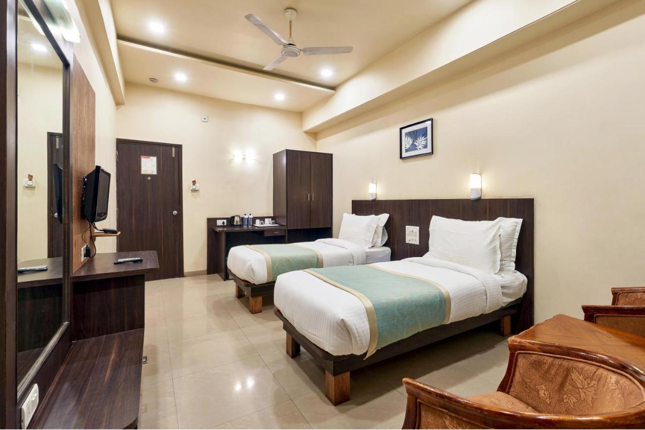 Hotel Atria, Colhapur Exterior foto